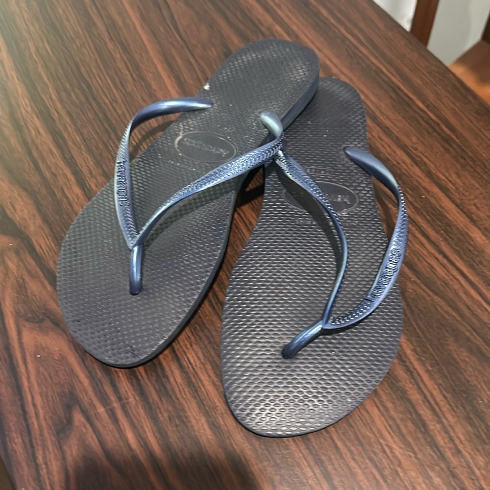 Flip flops